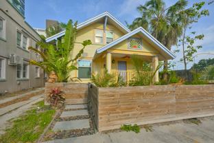 340 Moffett Ct N - Photo 1 of 1