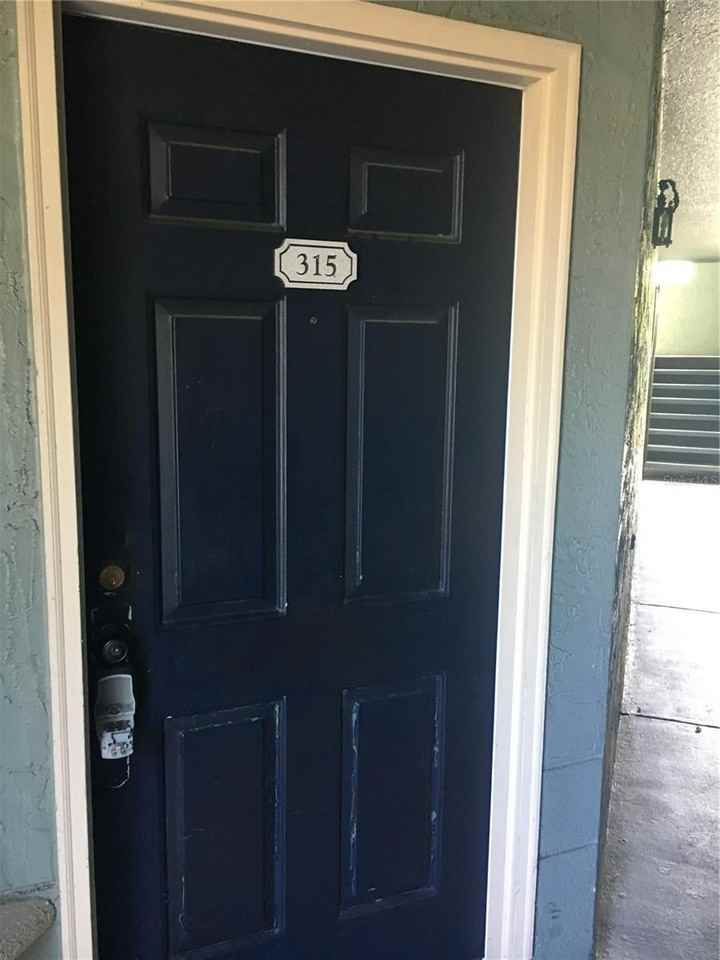 5112 Conroy Rd - Photo 2 of 16