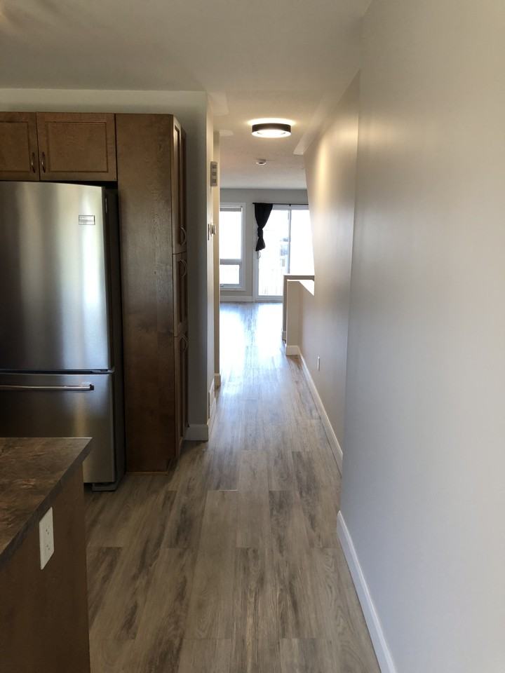 707 Lakeridge Drive - Photo 2 of 22