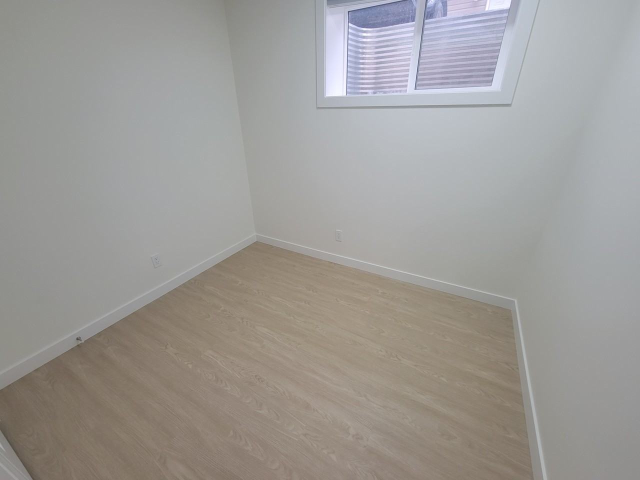 20825 19a Ave Nw Bsmt #BS - Photo 3 of 10