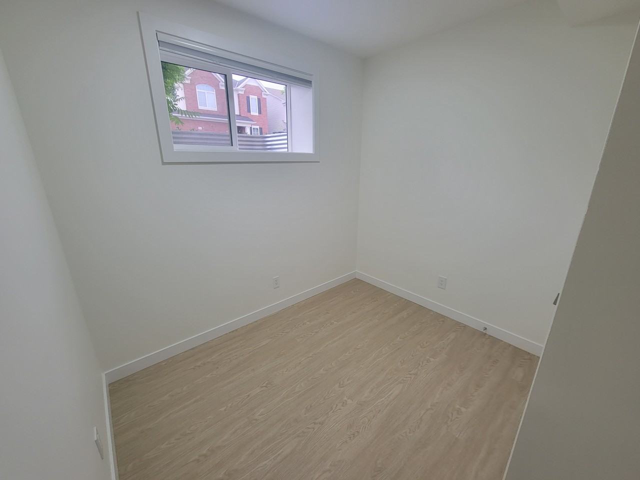 20825 19a Ave Nw Bsmt #BS - Photo 6 of 10