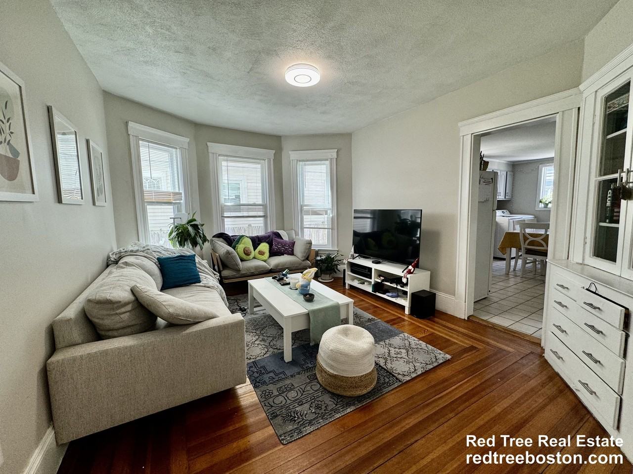 36 Simpson Ave #1 - Photo 2 of 18