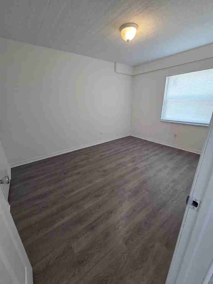 13725 SUSAN KAY DRIVE27-D #27D - Photo 2 of 8