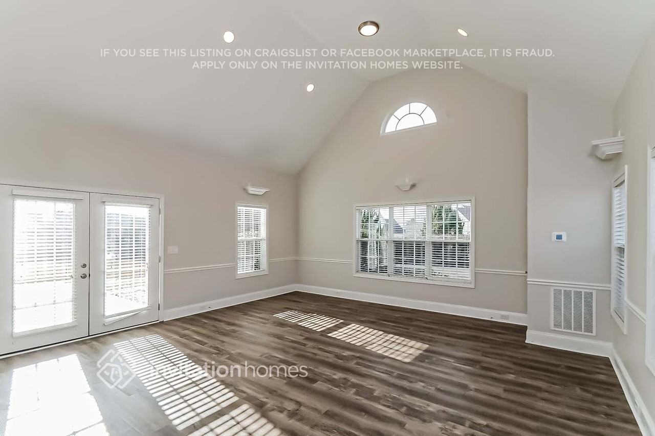 17 Windermere Bnd Nw - Photo 5 of 16