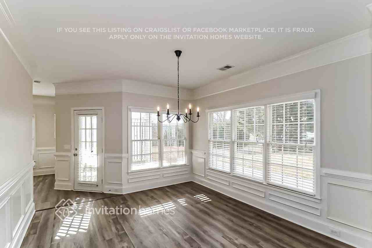 17 Windermere Bnd Nw - Photo 7 of 16