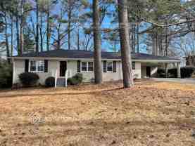 921 Walnut Cir Sw - Photo 1 of 1