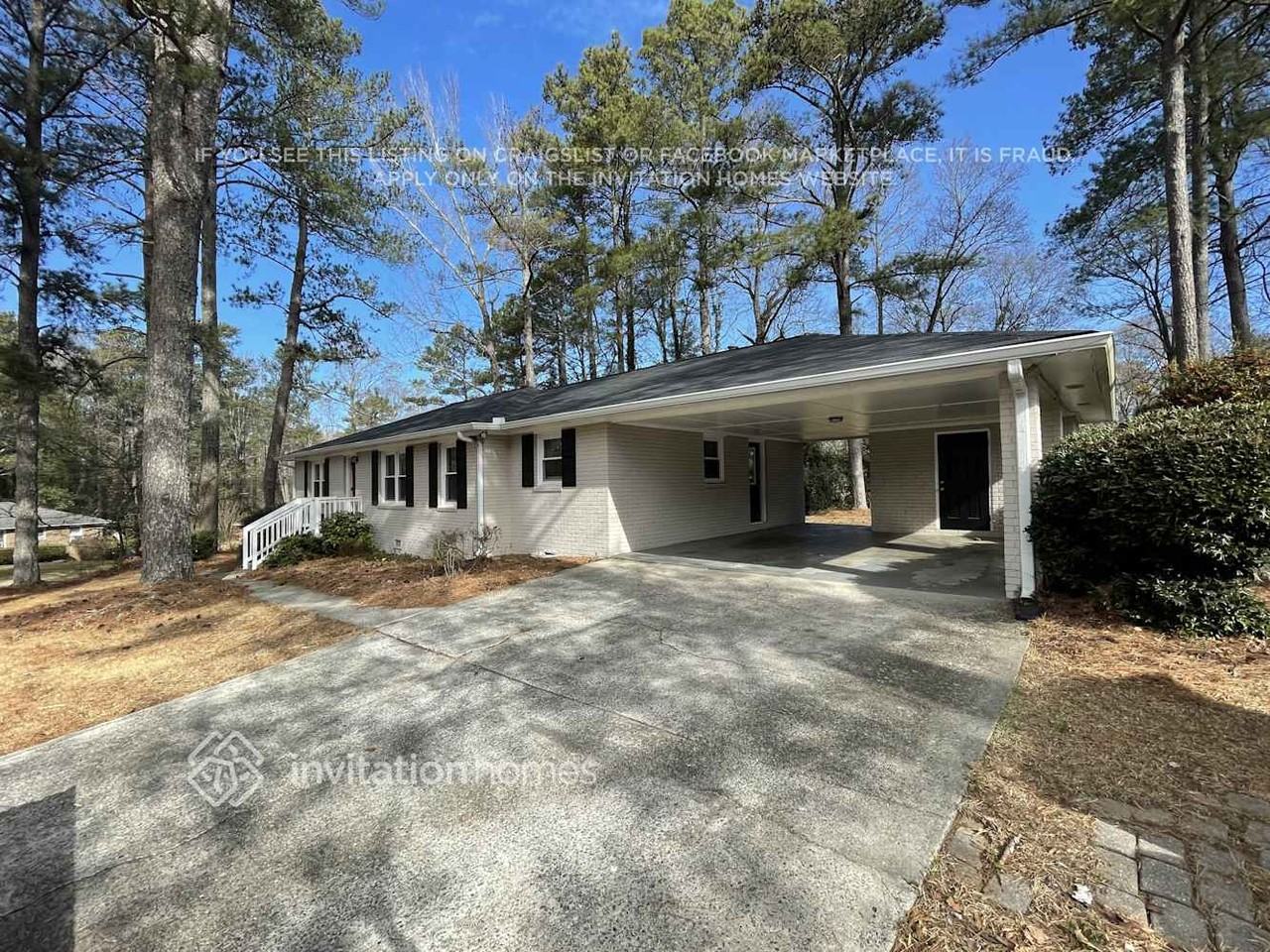 921 Walnut Cir Sw - Photo 2 of 21