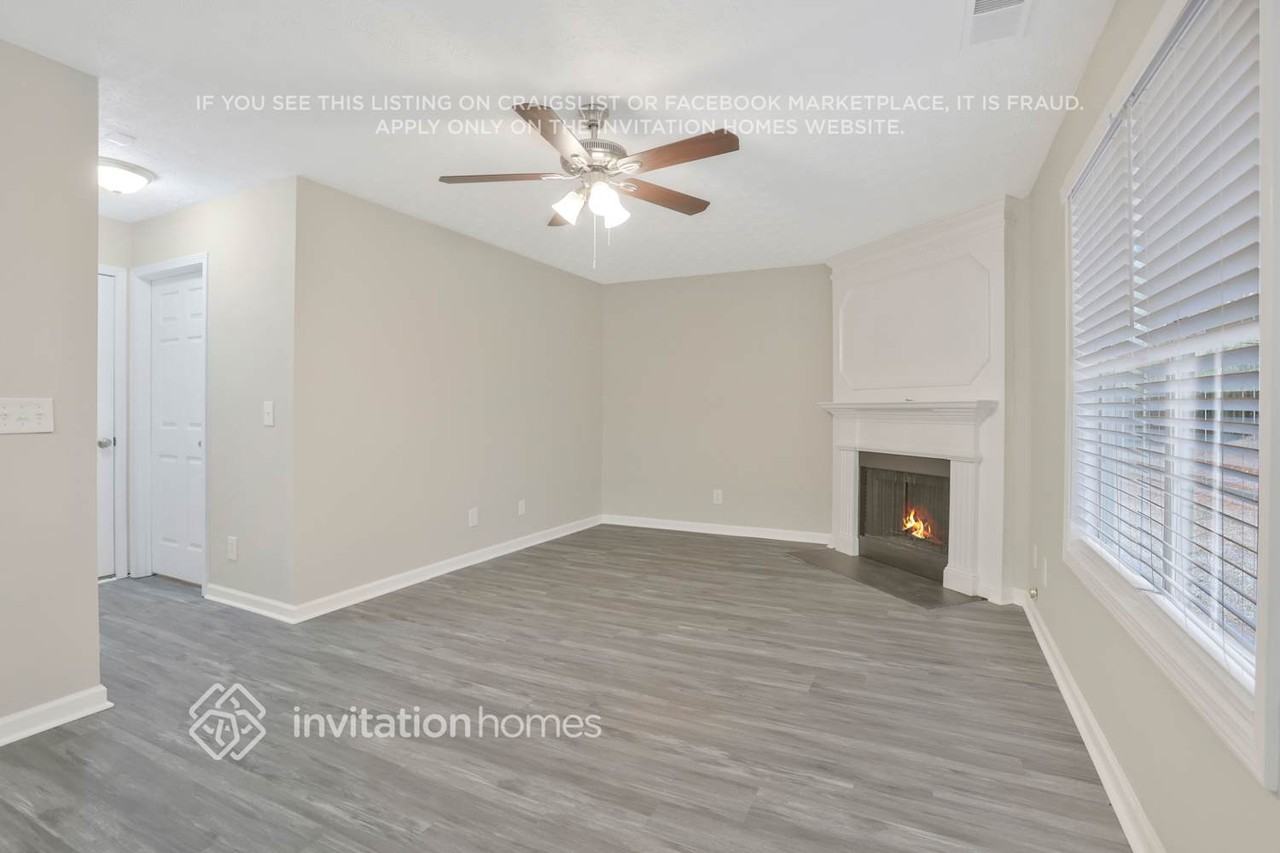 2027 Pittston Farm Rd - Photo 6 of 24