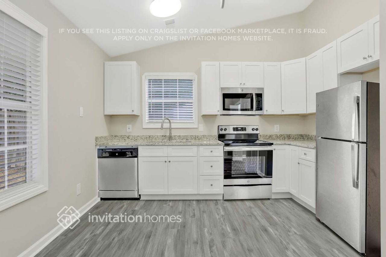 2027 Pittston Farm Rd - Photo 7 of 24