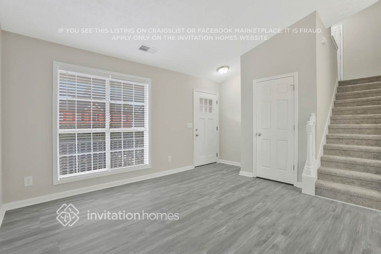 2027 Pittston Farm Rd - Photo 3 of 21