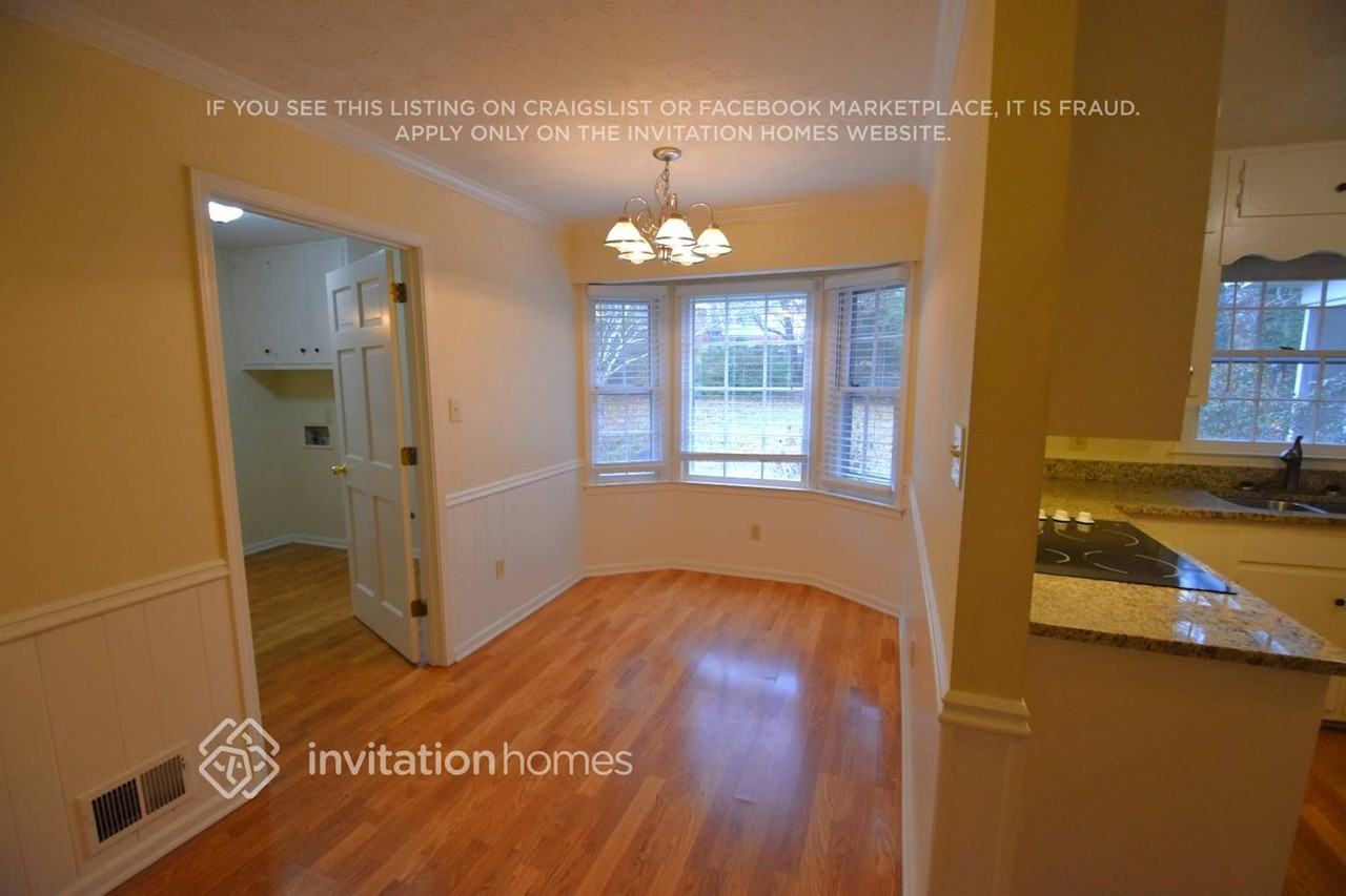 2433 Shipshire Pl - Photo 6 of 12