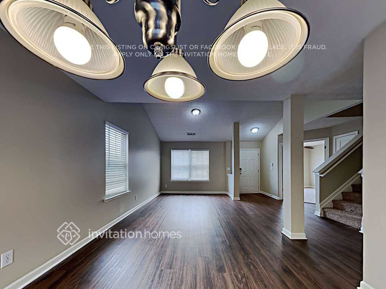 1591 Water Lily Way - Photo 4 of 20