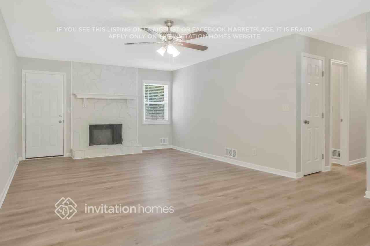 4812 Hemlock Dr Se - Photo 5 of 25
