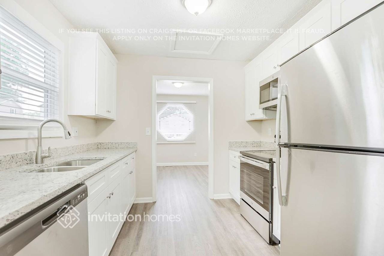 164 Kathryn Dr - Photo 6 of 28