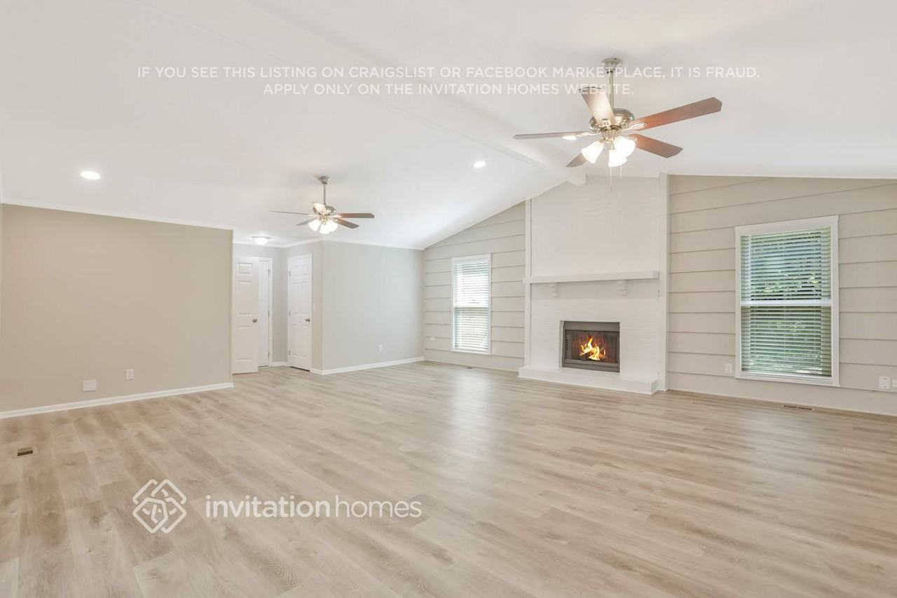 5421 S Lake Dr - Photo 5 of 25