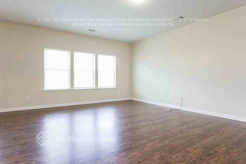 2146 Villa Spring Ter - Photo 3 of 26