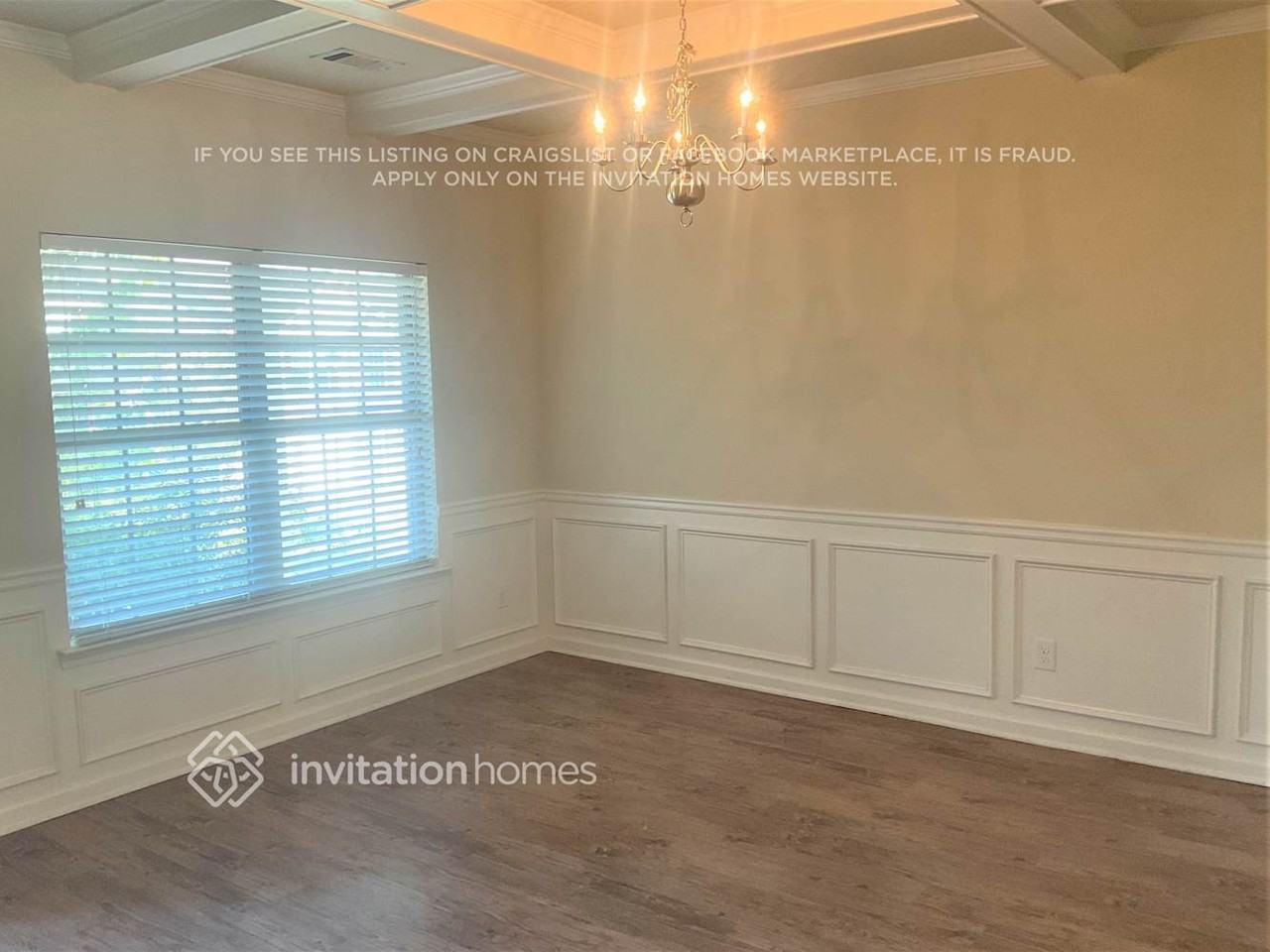 653 Ocean Ave - Photo 4 of 9