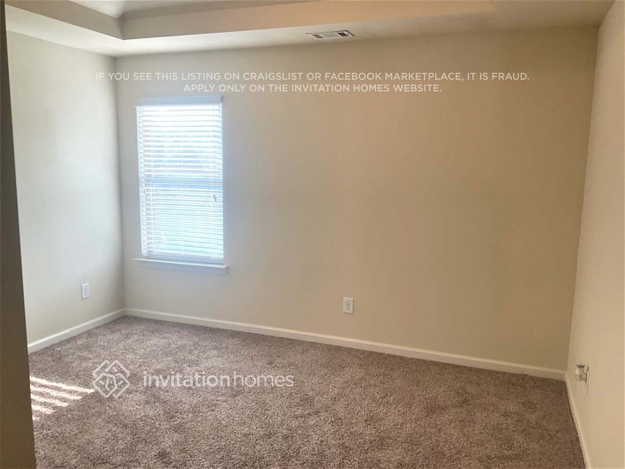 653 Ocean Ave - Photo 6 of 9