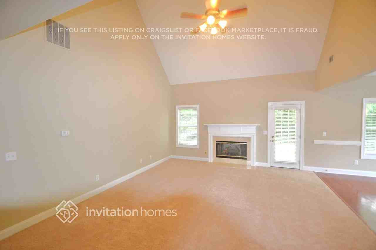337 Grandiflora Dr - Photo 2 of 11