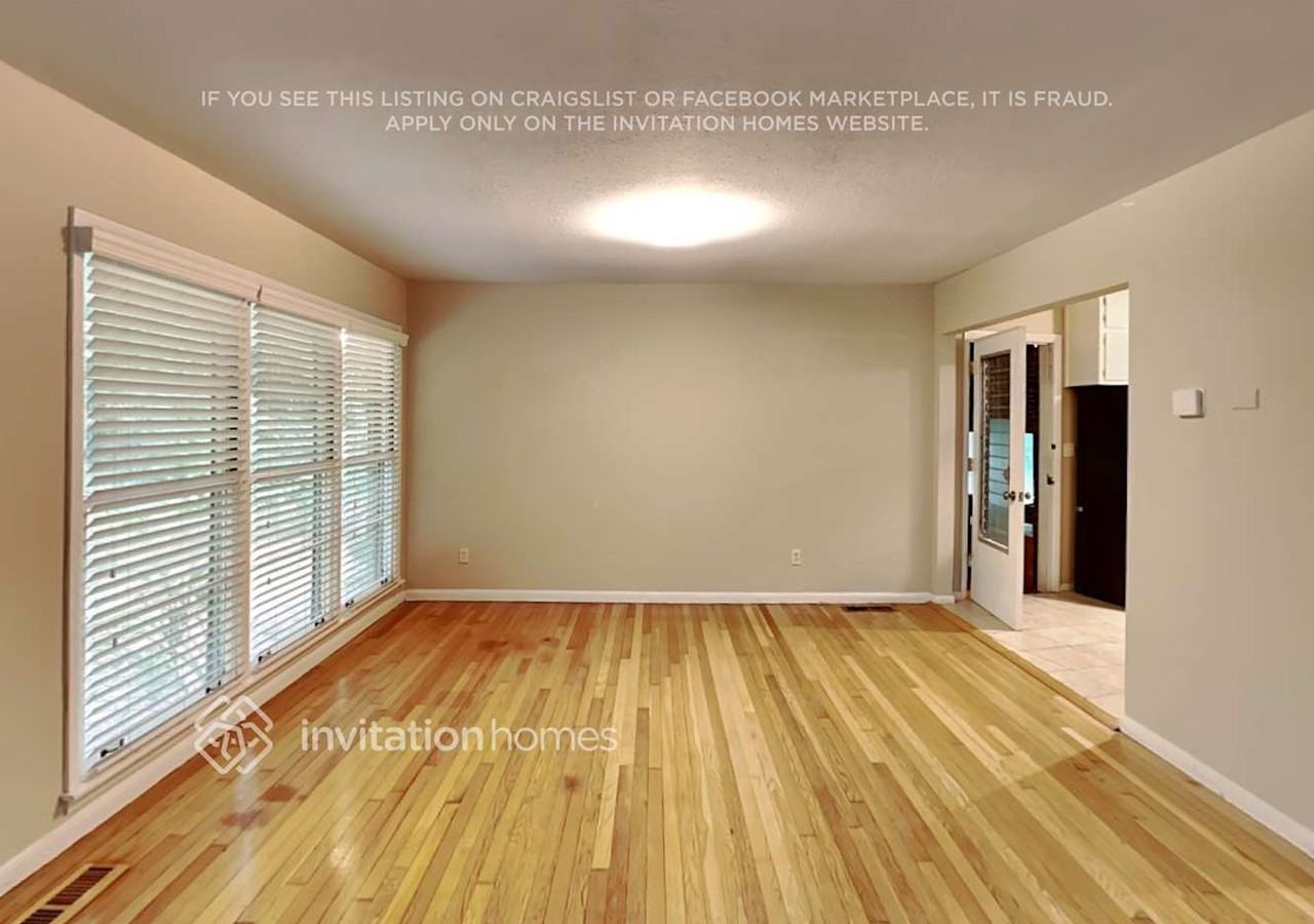 3934 Ensign Ct - Photo 7 of 21