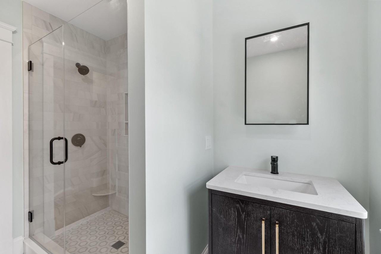 61 Warren St #2 - Photo 6 of 46