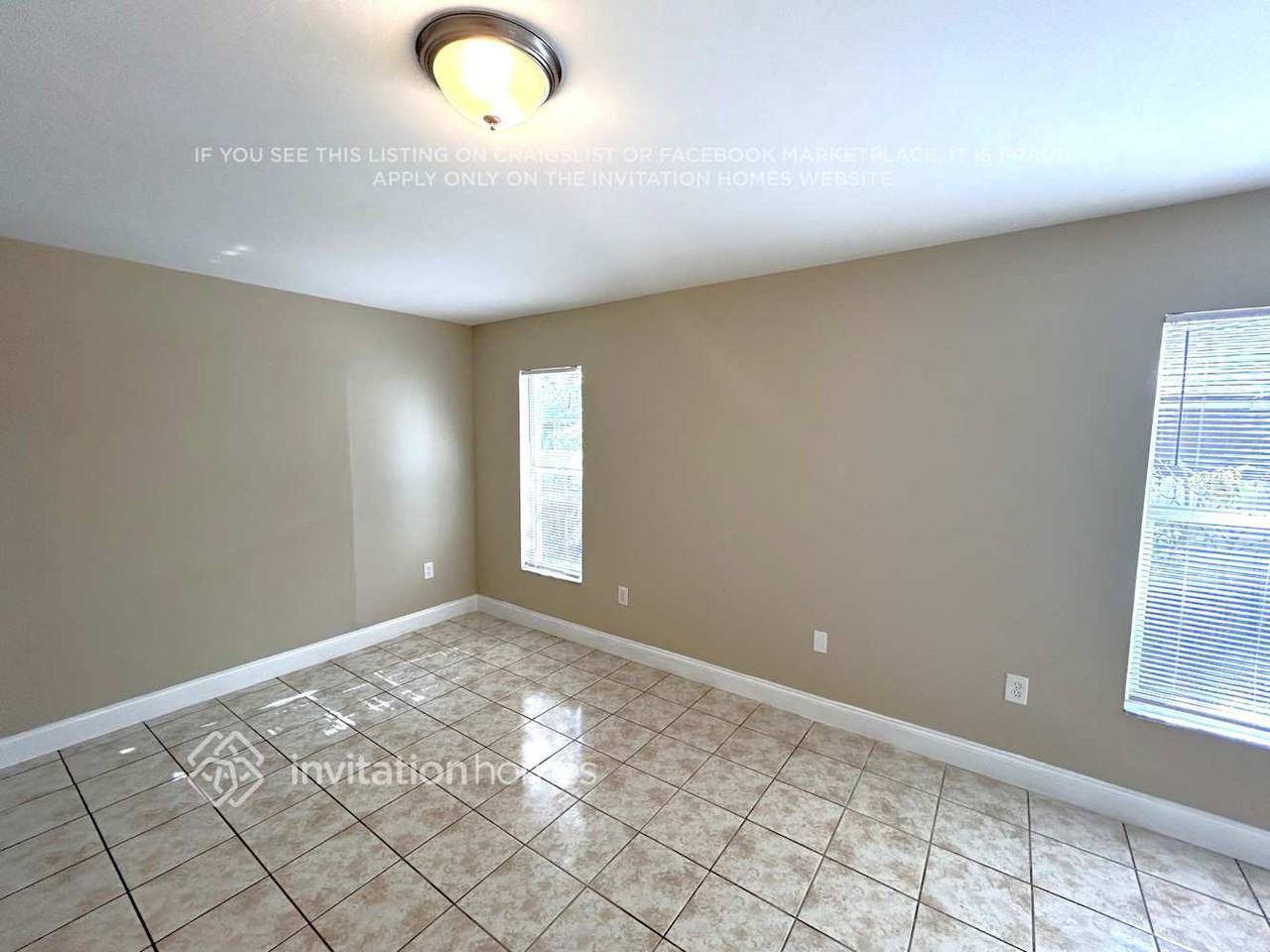 228 Se 27th Ter - Photo 2 of 13
