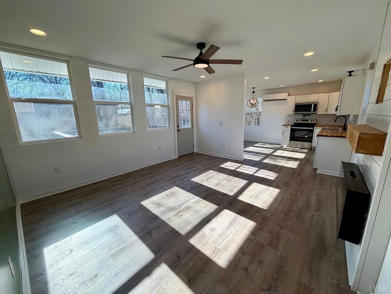 630 Selene St #1 - Photo 6 of 28