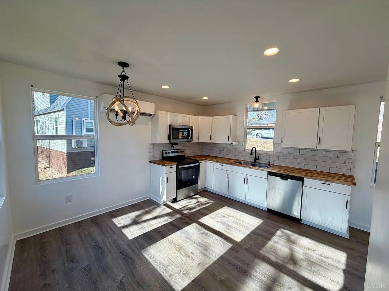 630 Selene St #1 - Photo 7 of 28