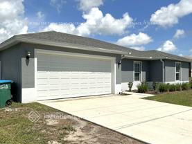 217 Sw 14th Pl - Photo 1 of 1