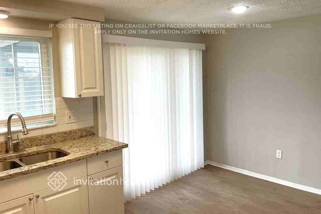 5124 Janice Ln - Photo 7 of 16