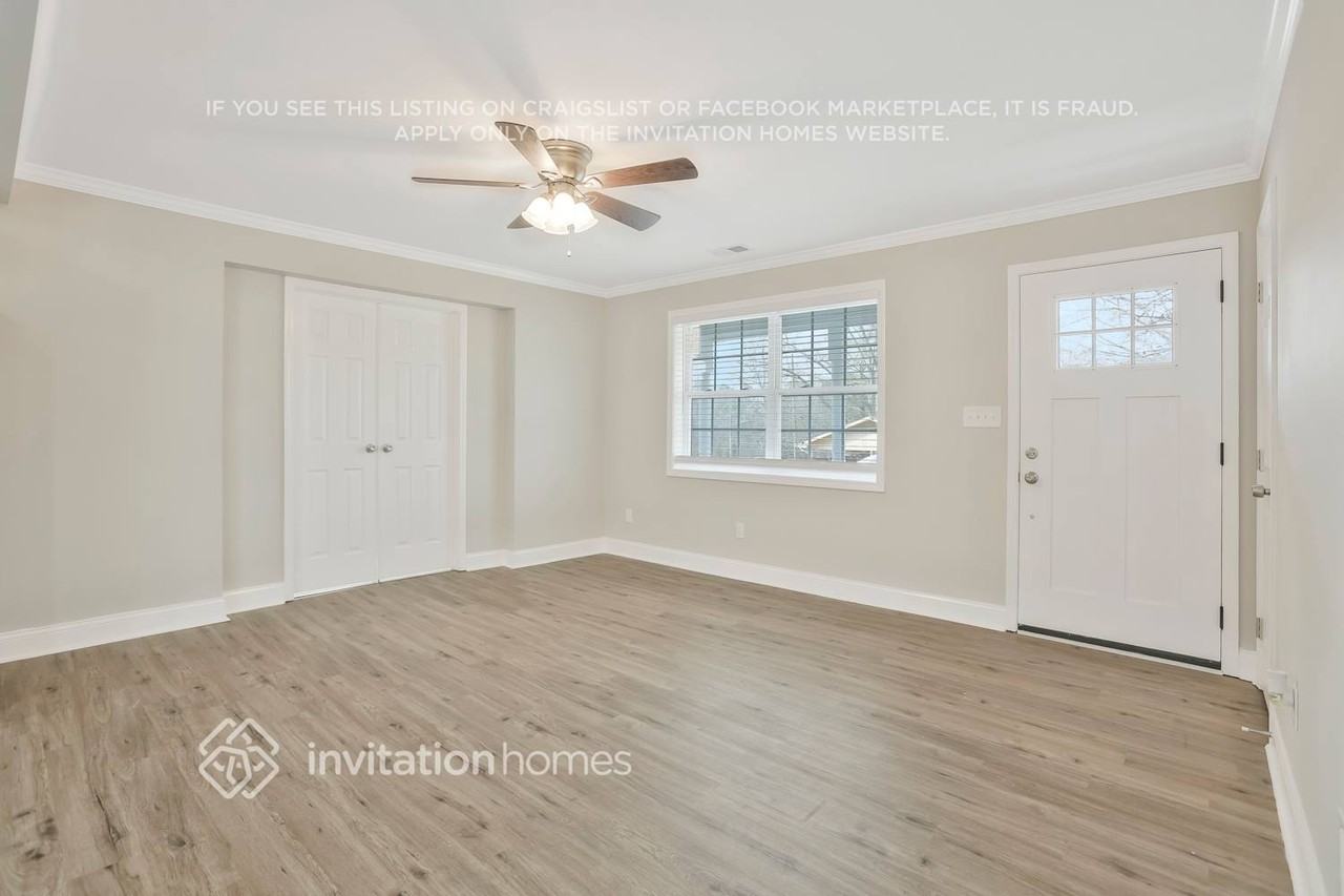 6513 Jackie Ln - Photo 4 of 26