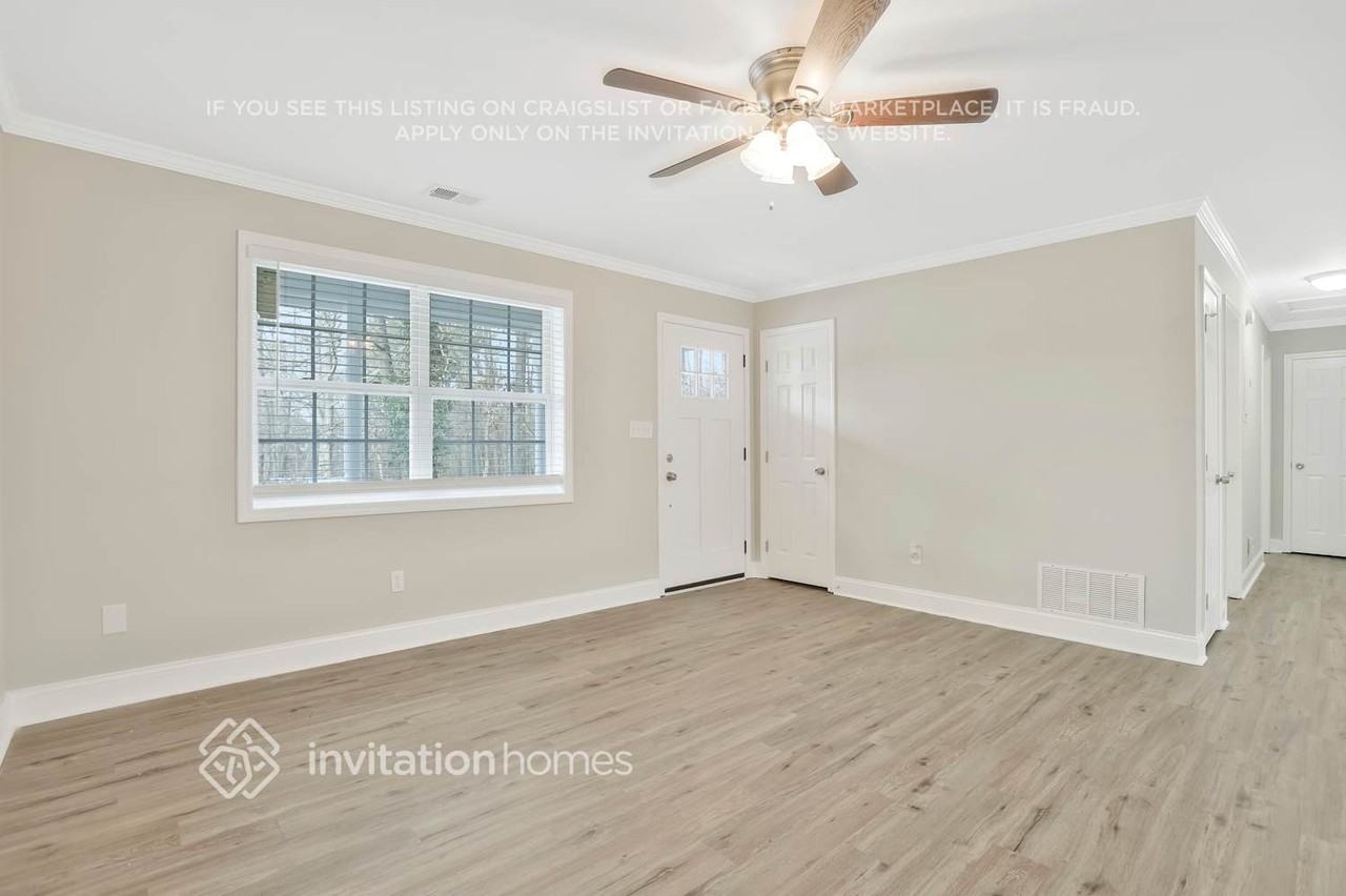 6513 Jackie Ln - Photo 5 of 26
