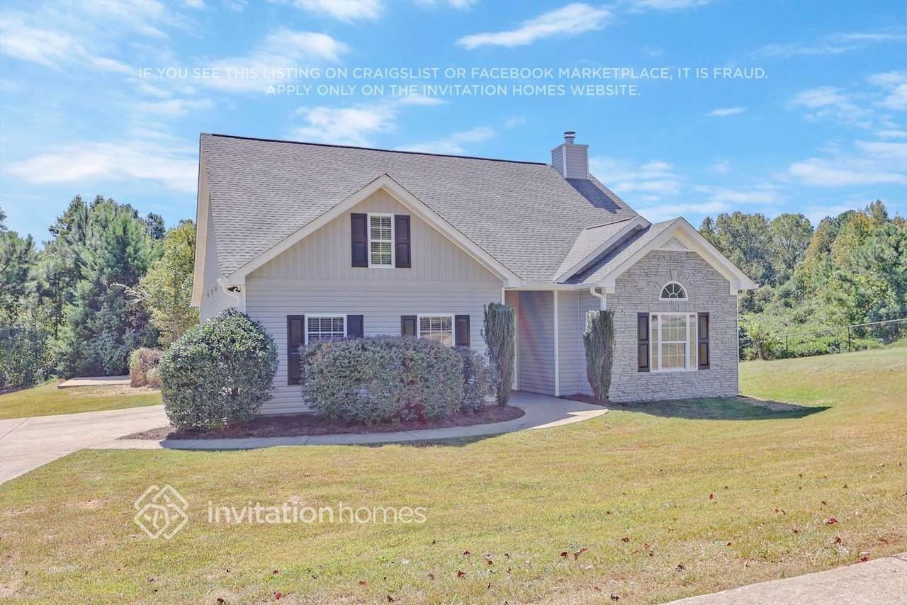 413 Ledbetter Rd - Photo 3 of 27