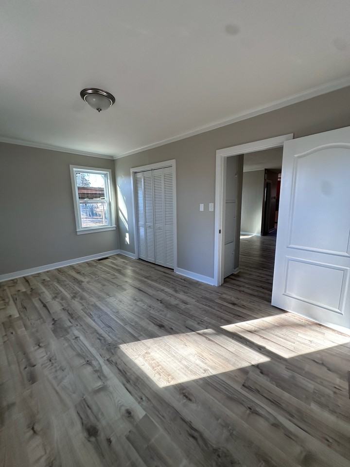 1080 Grace Ave #1 - Photo 7 of 10