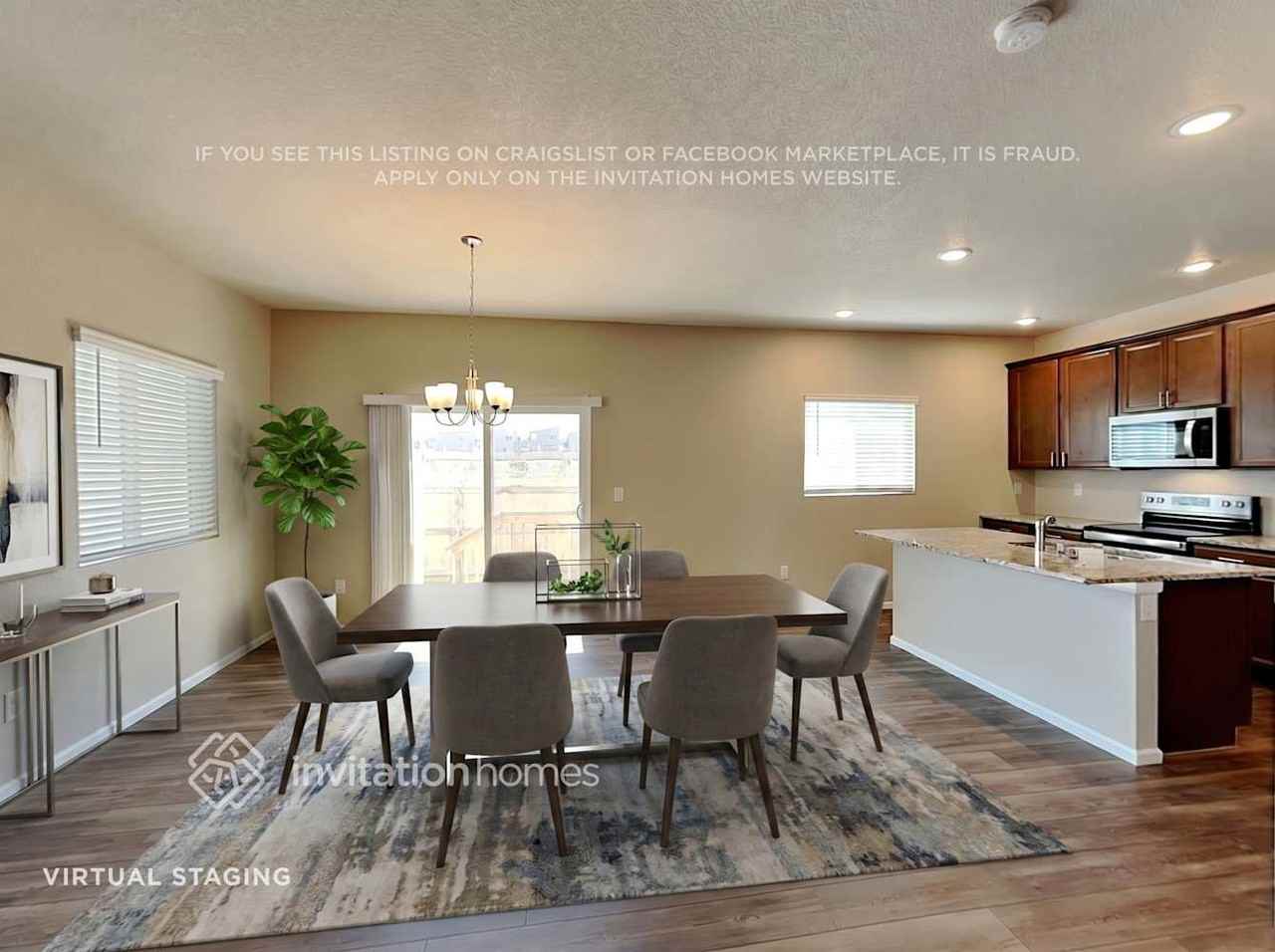 11431 Sanderling St - Photo 6 of 21