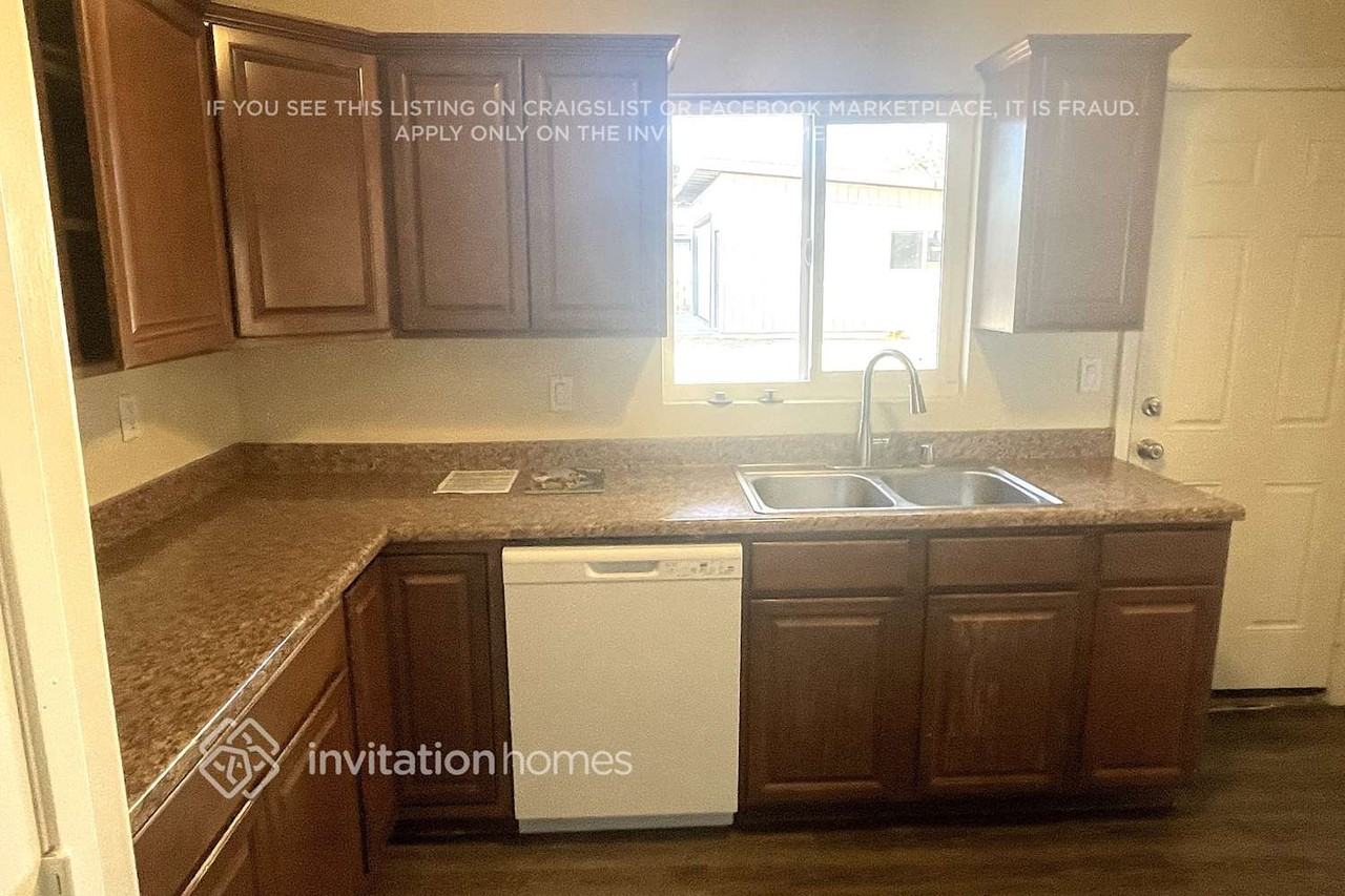 4546 W Avenue L10 - Photo 6 of 19