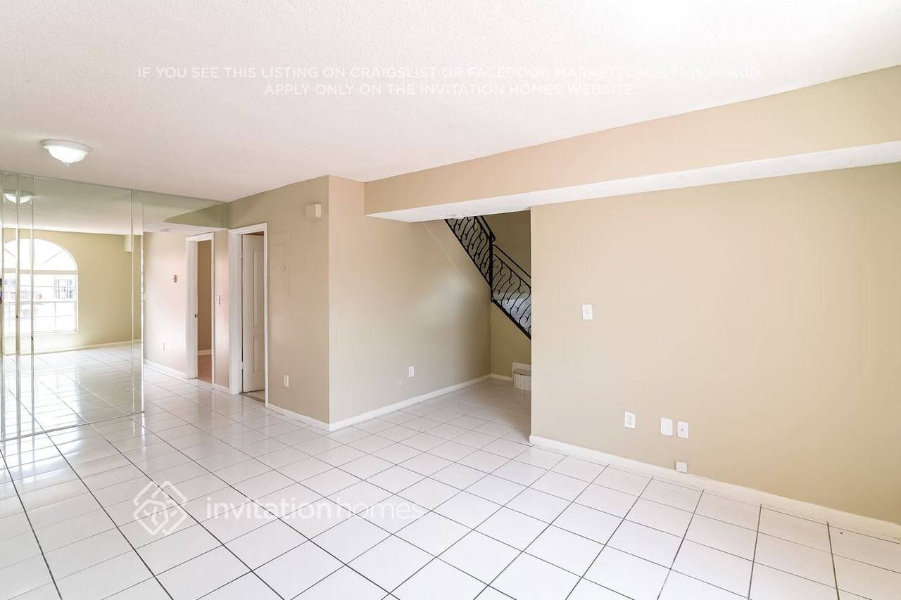 7211 W 24th Ave #2333 - Photo 5 of 9