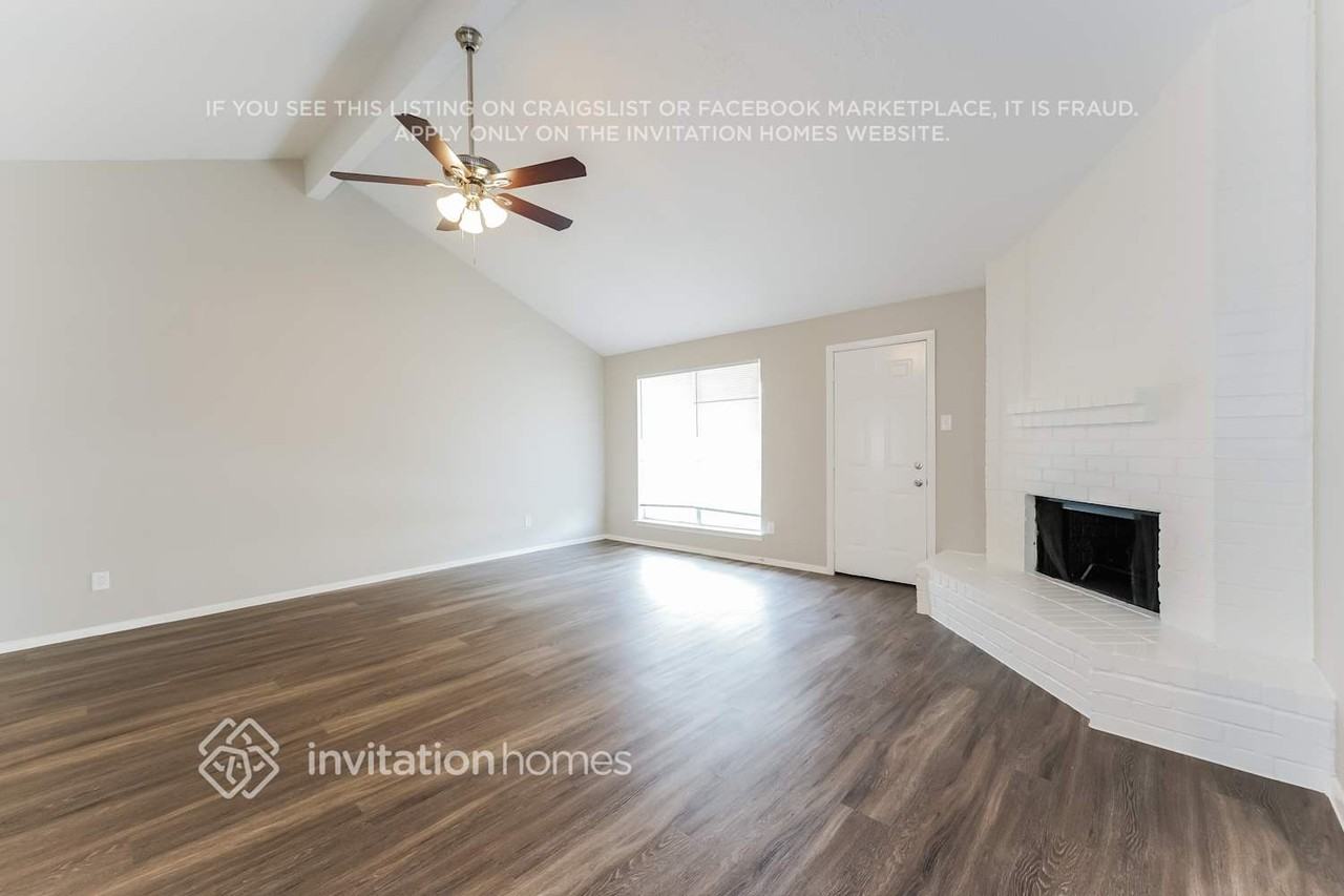7011 Pickett Dr - Photo 2 of 16