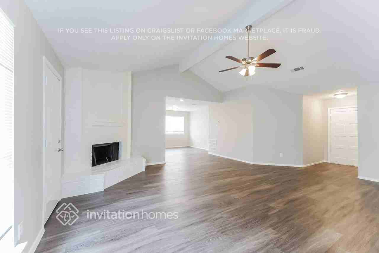7011 Pickett Dr - Photo 4 of 16