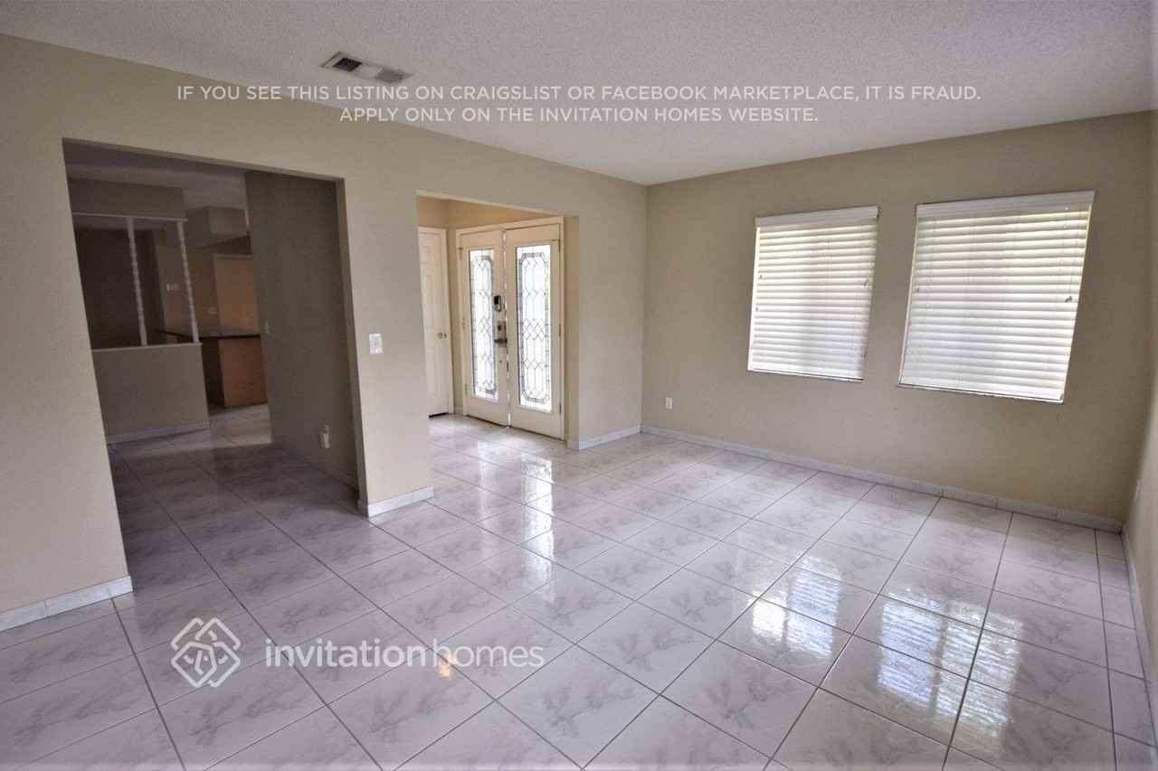 218 Chutney Dr - Photo 2 of 11