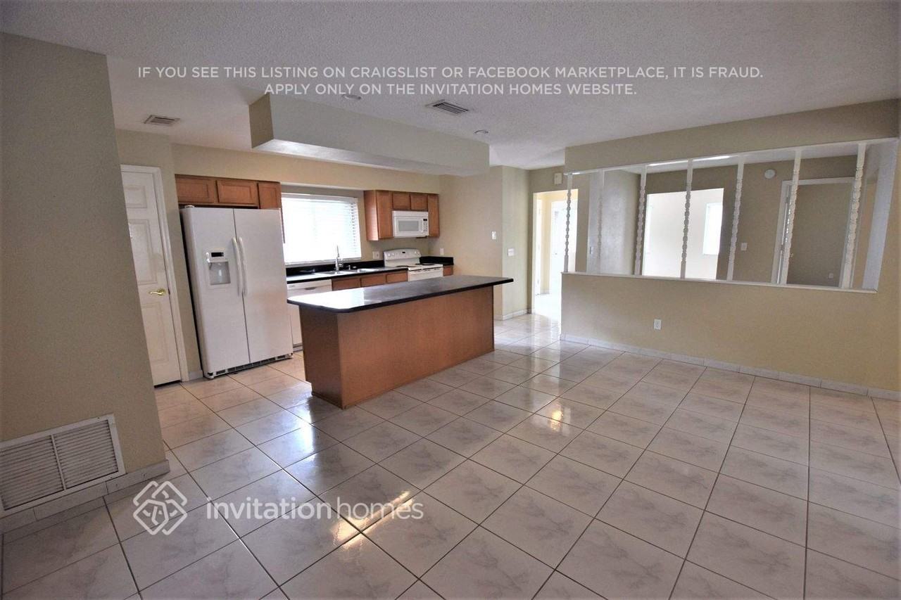 218 Chutney Dr - Photo 4 of 11