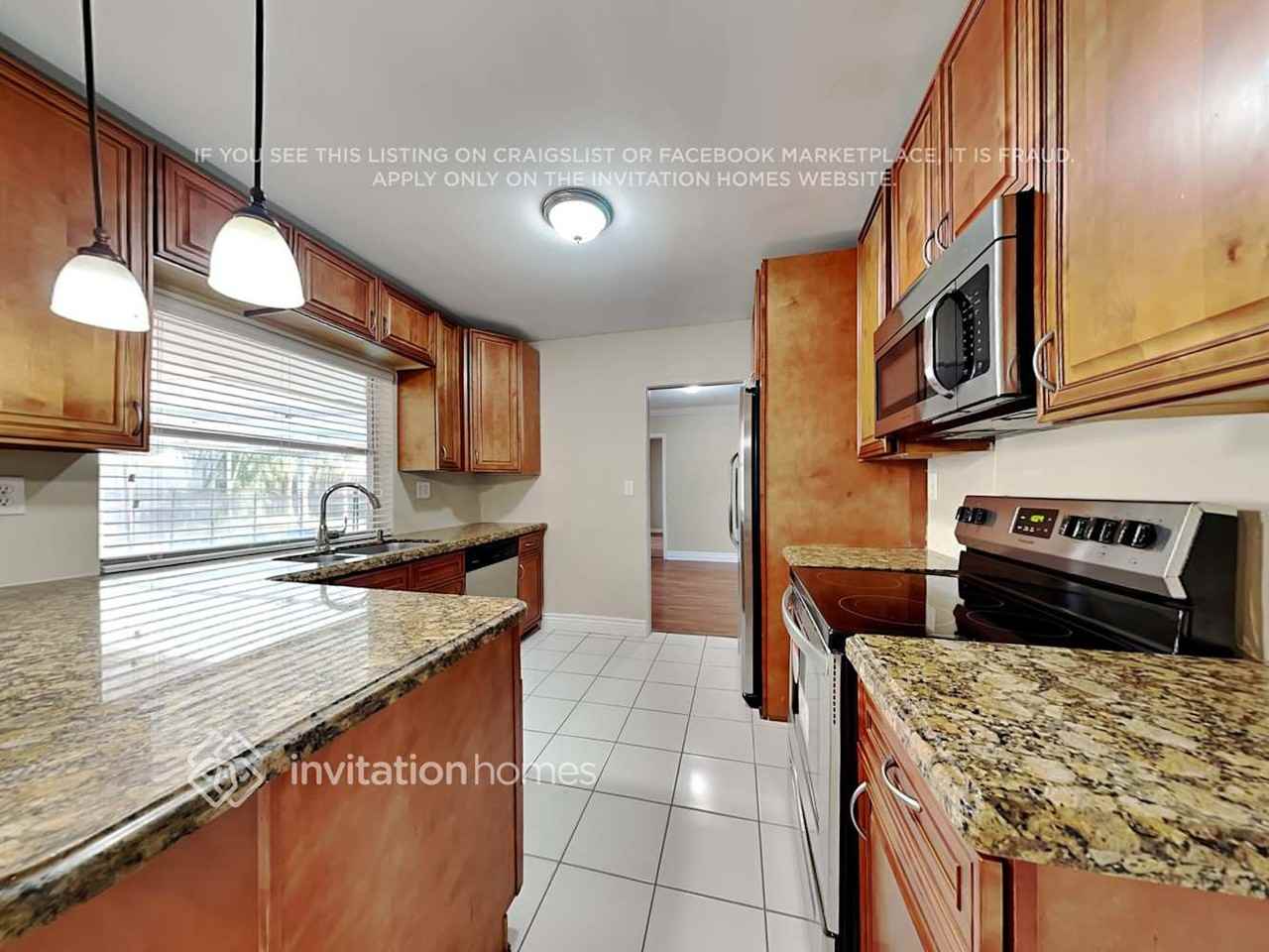 1451 Sw 10th St - Photo 7 of 20