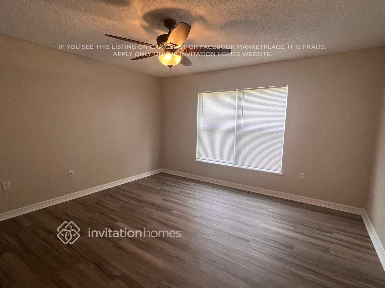 14715 Tully Woods Ct - Photo 2 of 16