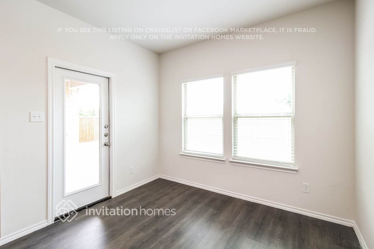 3124 Glazner Dr - Photo 2 of 15