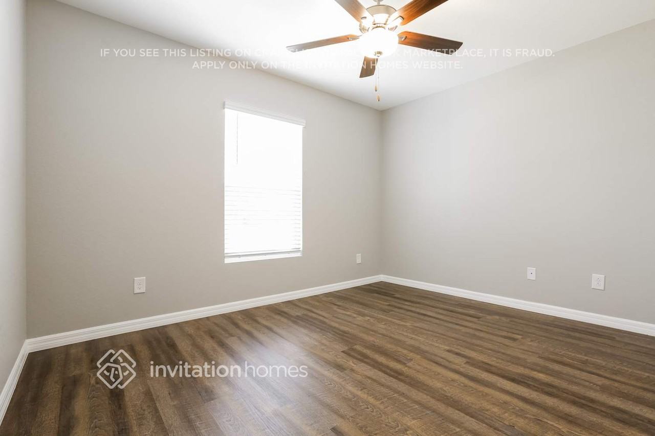 861 Dunkirk Ave Nw - Photo 7 of 17