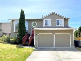 featured image of 8018 Crown Ridge Blvd