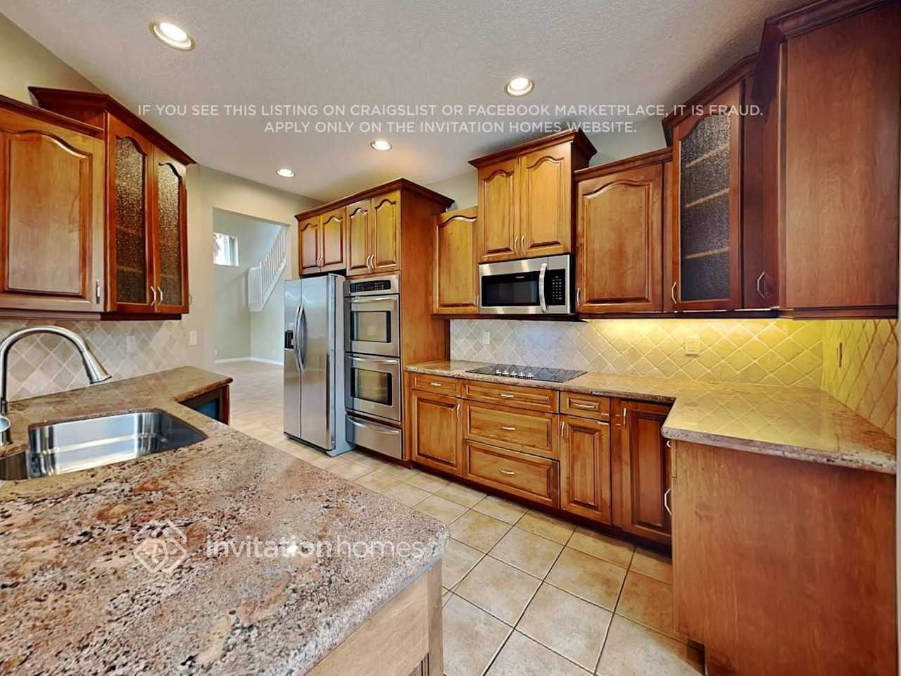 6111 Nw 58th Way - Photo 7 of 19