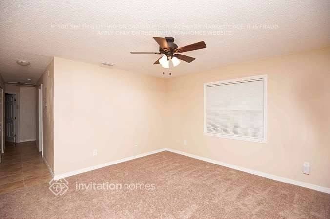 1240 W 3rd St - Photo 3 of 10