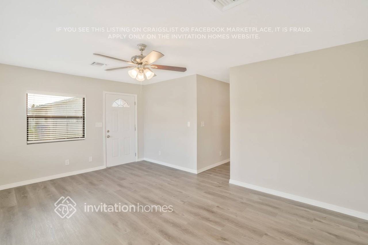 2751 Nw 23rd St - Photo 5 of 27