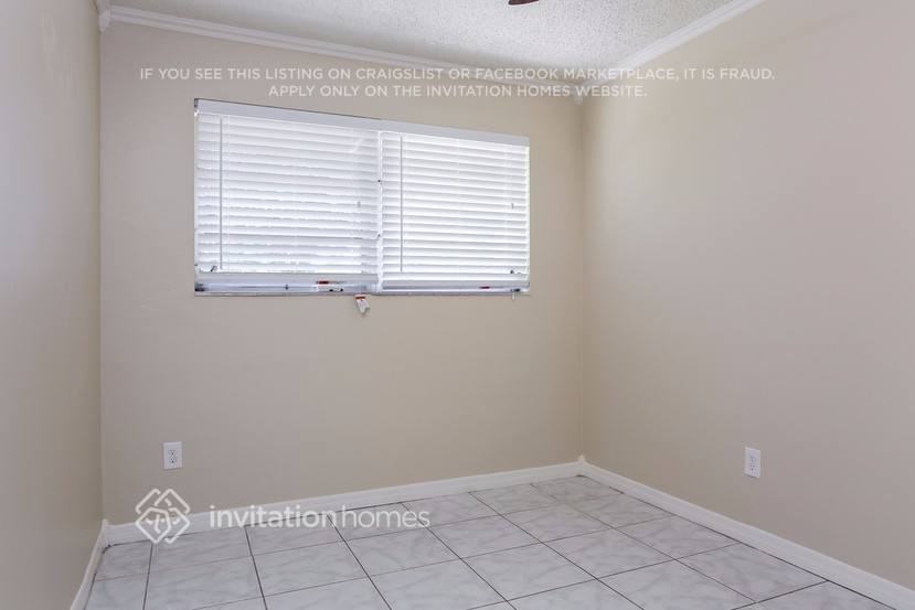 4712 Nw 2nd Ct - Photo 4 of 14